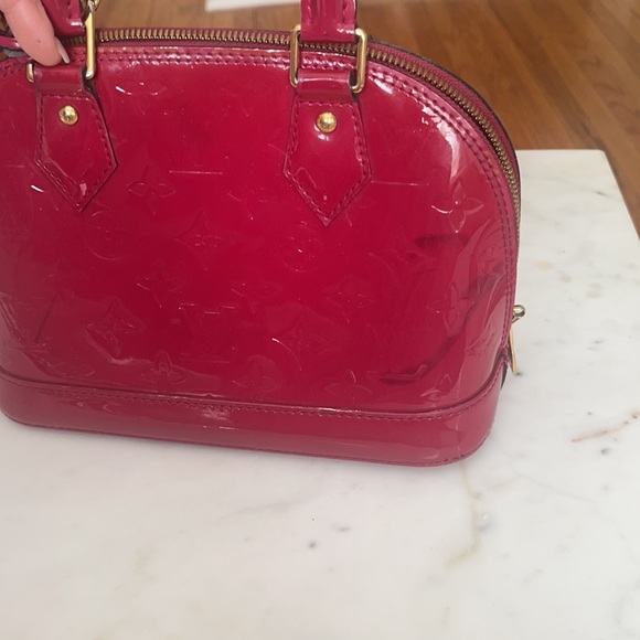 Authentic Louis Vuitton Vernis Rose Indien Alma BB - Picture 5 of 9